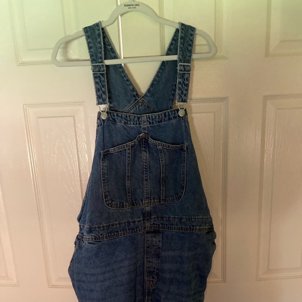 Old Navy denim overalls size 24